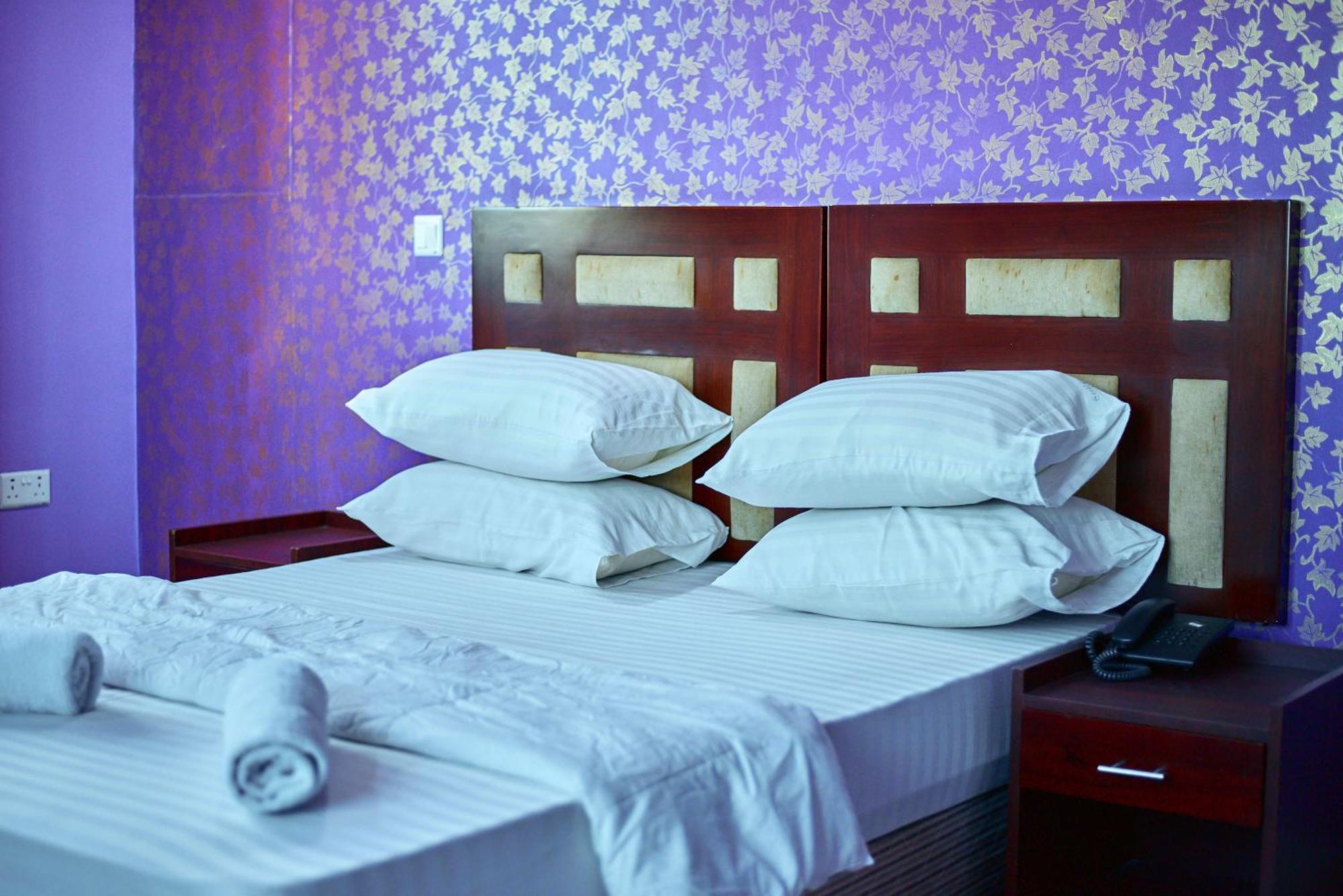 Euro Hotel And Apartments Dar es Salaam Buitenkant foto