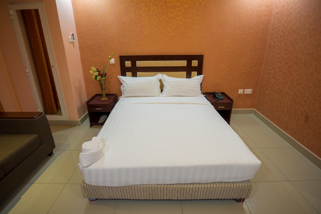 Euro Hotel And Apartments Dar es Salaam Buitenkant foto