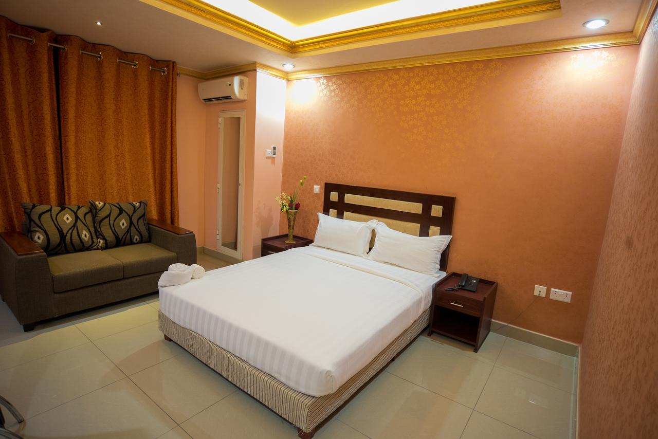 Euro Hotel And Apartments Dar es Salaam Buitenkant foto