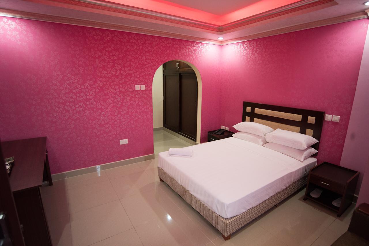 Euro Hotel And Apartments Dar es Salaam Buitenkant foto